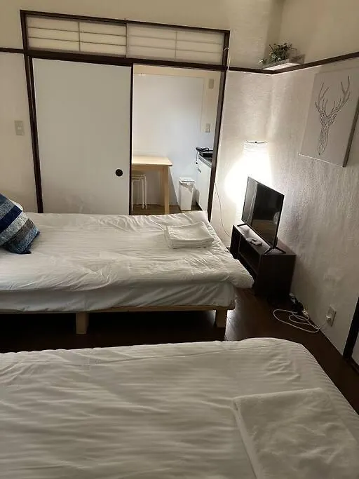 5Minutes From Shinjuku Shin-Okubo Station-K105 contacts
